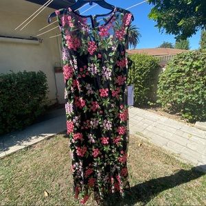 Calvin Klein - Embroidered Illusion High-Low Dress